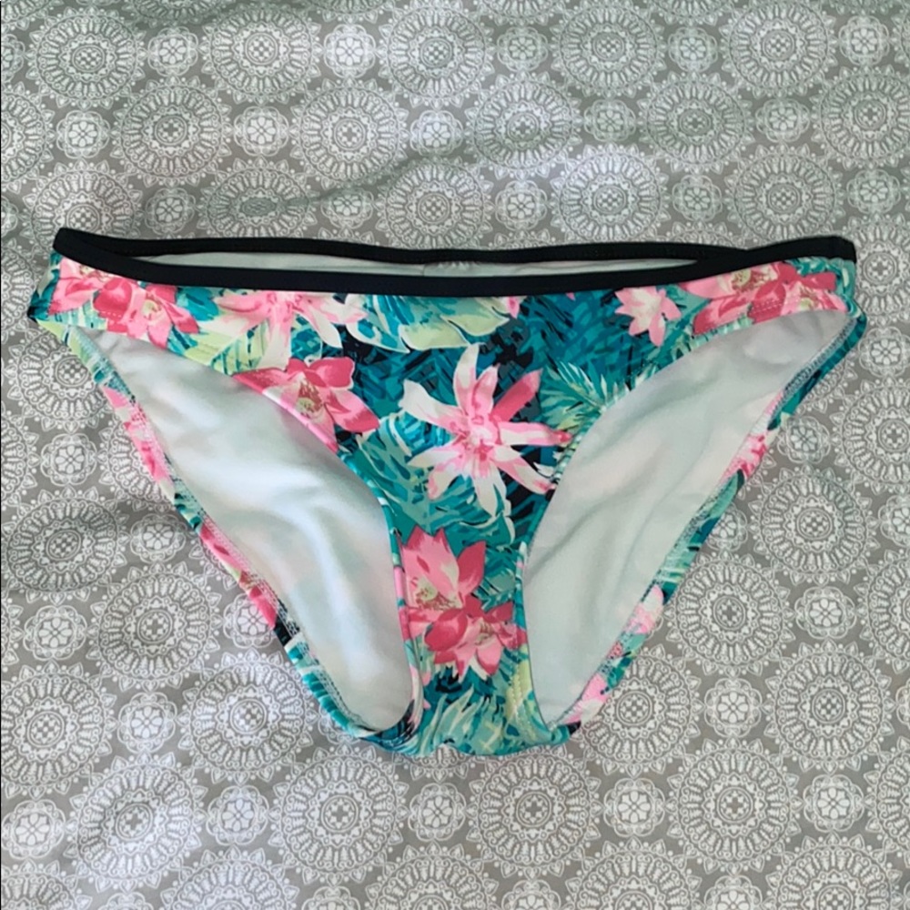 Tropical bikini bottom